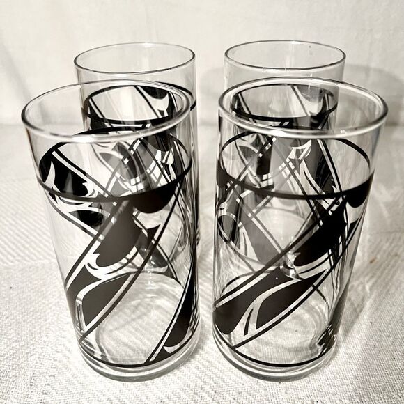 Libbey Tumblers Set of 4 With Three Black Diagonal Bands Leaf Design 14 Oz EVC. - Picture 1 of 8